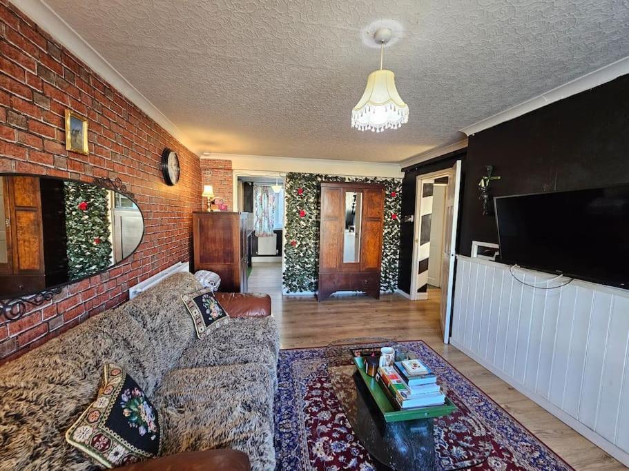Oxgang'S Shabby Chic Apartment เอดินบะระ ภายนอก รูปภาพ